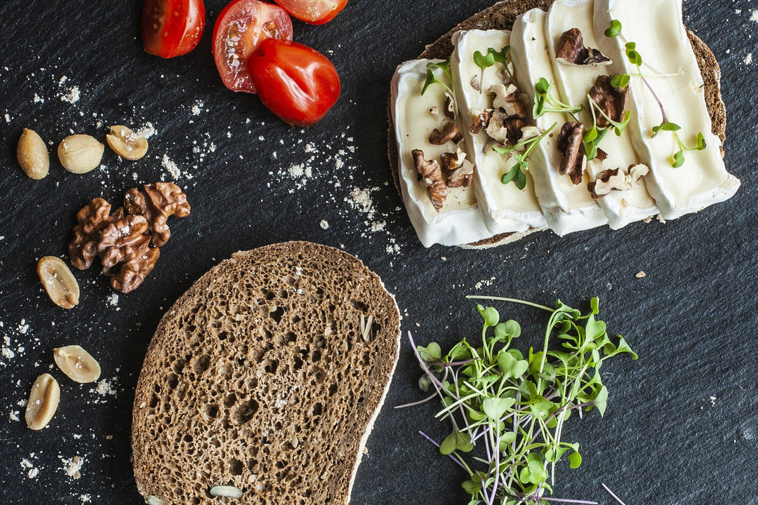 Angerichtetes und zubereitetes Brot